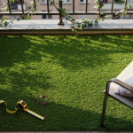 5-steps-to-install-faux-grass-for-your-balcony-in-kansas
